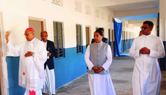 INAGURATION OF THE NEW SCHOOL BUILDING: MANIKBOND